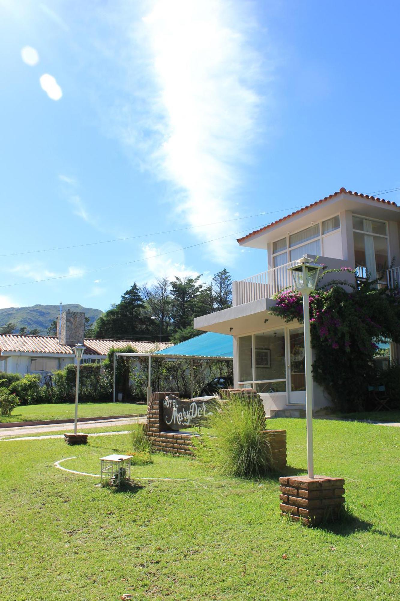 Hotel Marydor La Falda Exterior foto